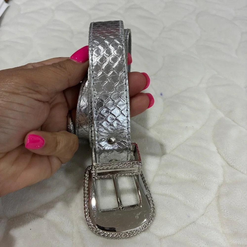 VTG Accessories by Pearl‎ Silver Snakeskin Genuine Leather Casual Belt Large